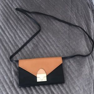 Black and brown wallet purse